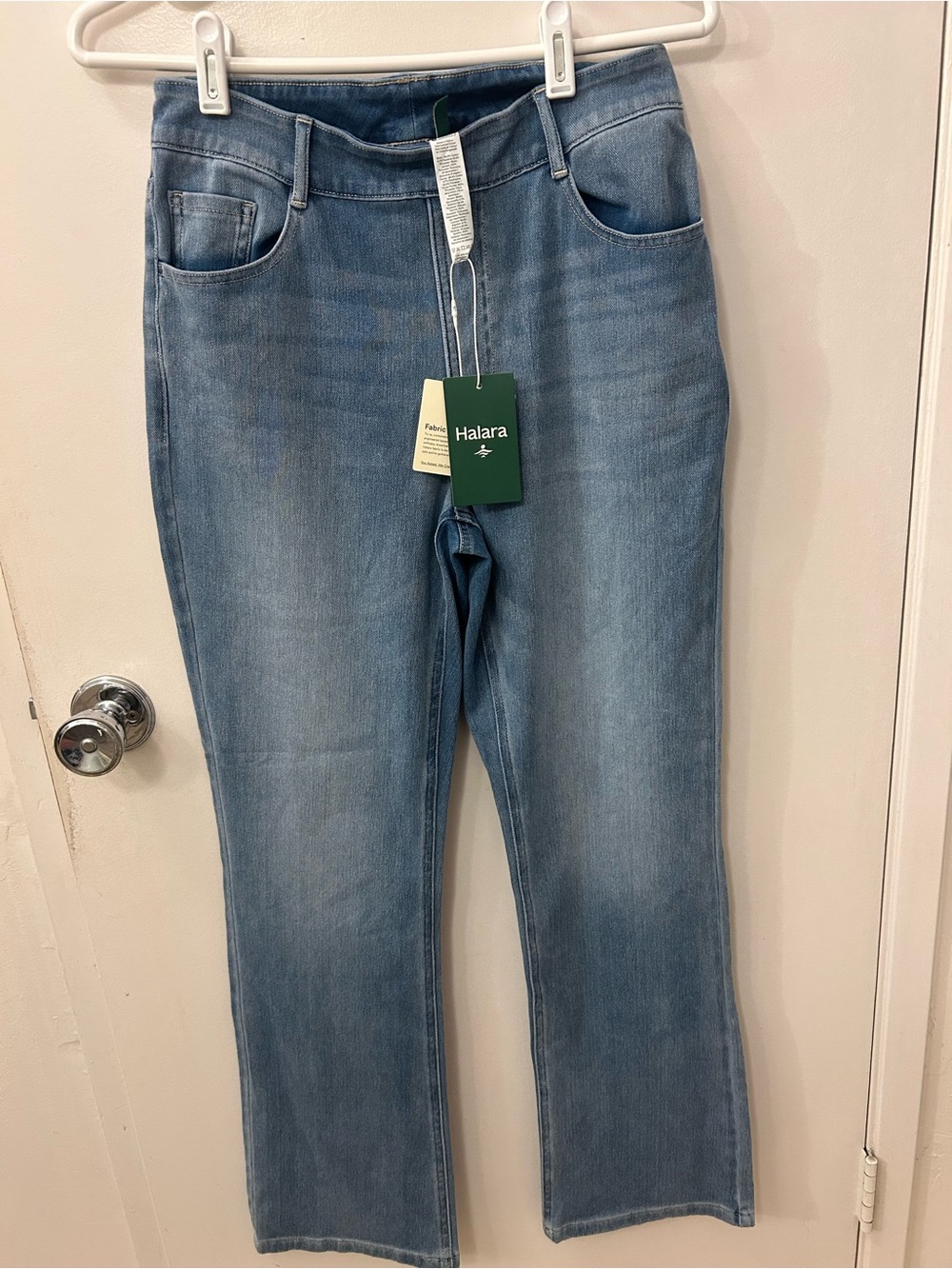 HALARA Médium Light Wash Straight-Leg Jeans